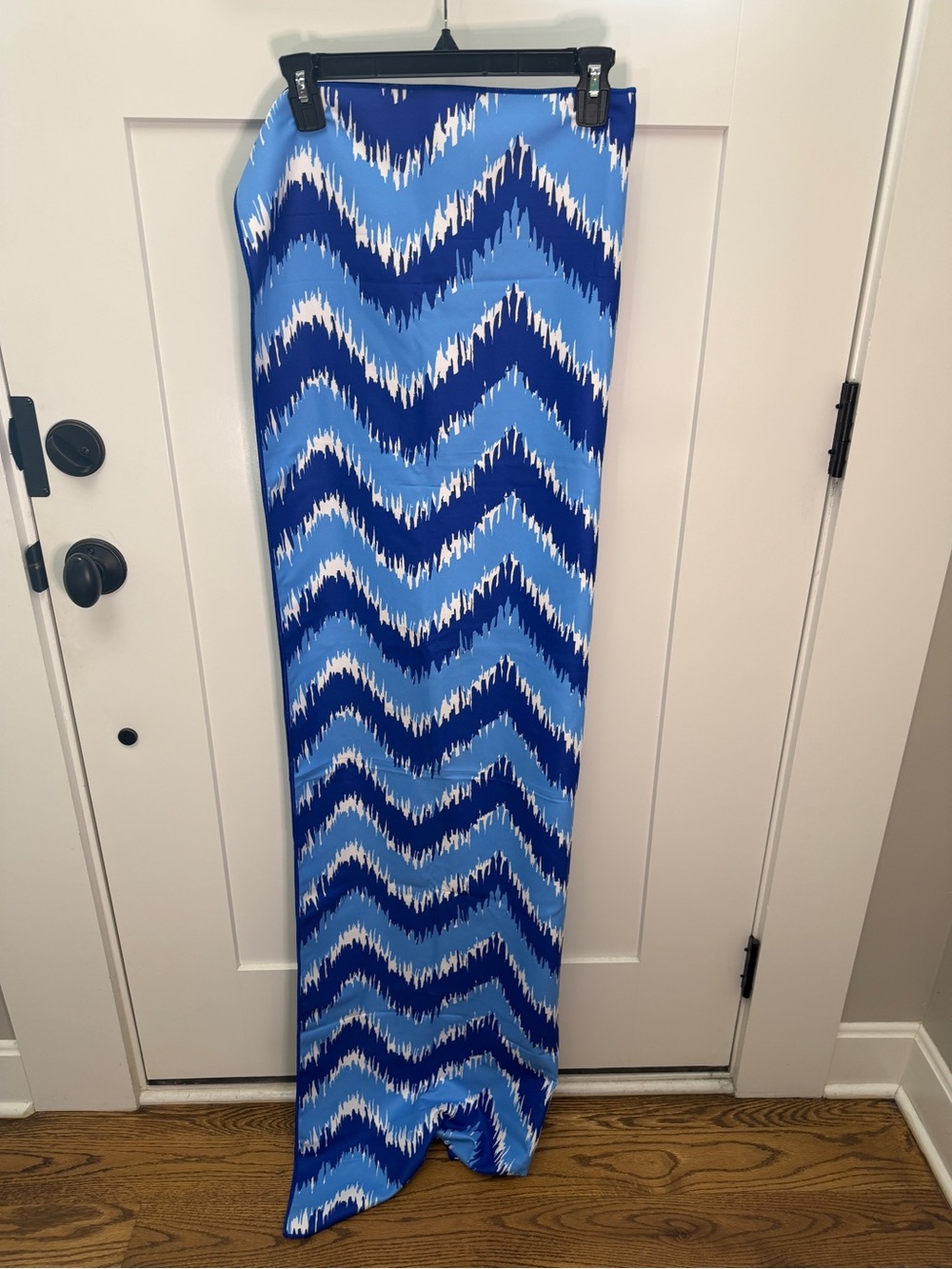 Blue Chevron Pattern Beach Blanket/Throw